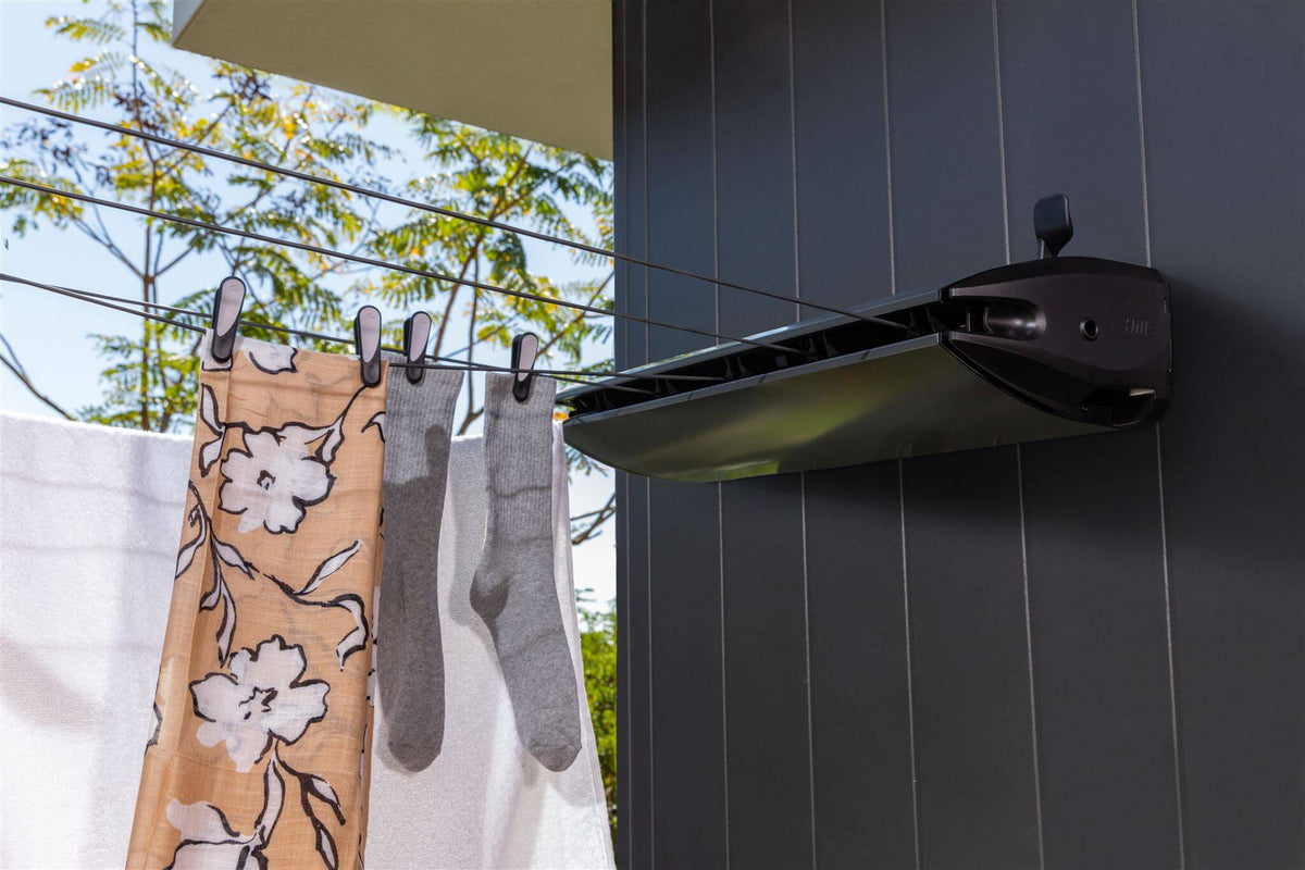 Hills Retracting 33M 5 Line Clothesline