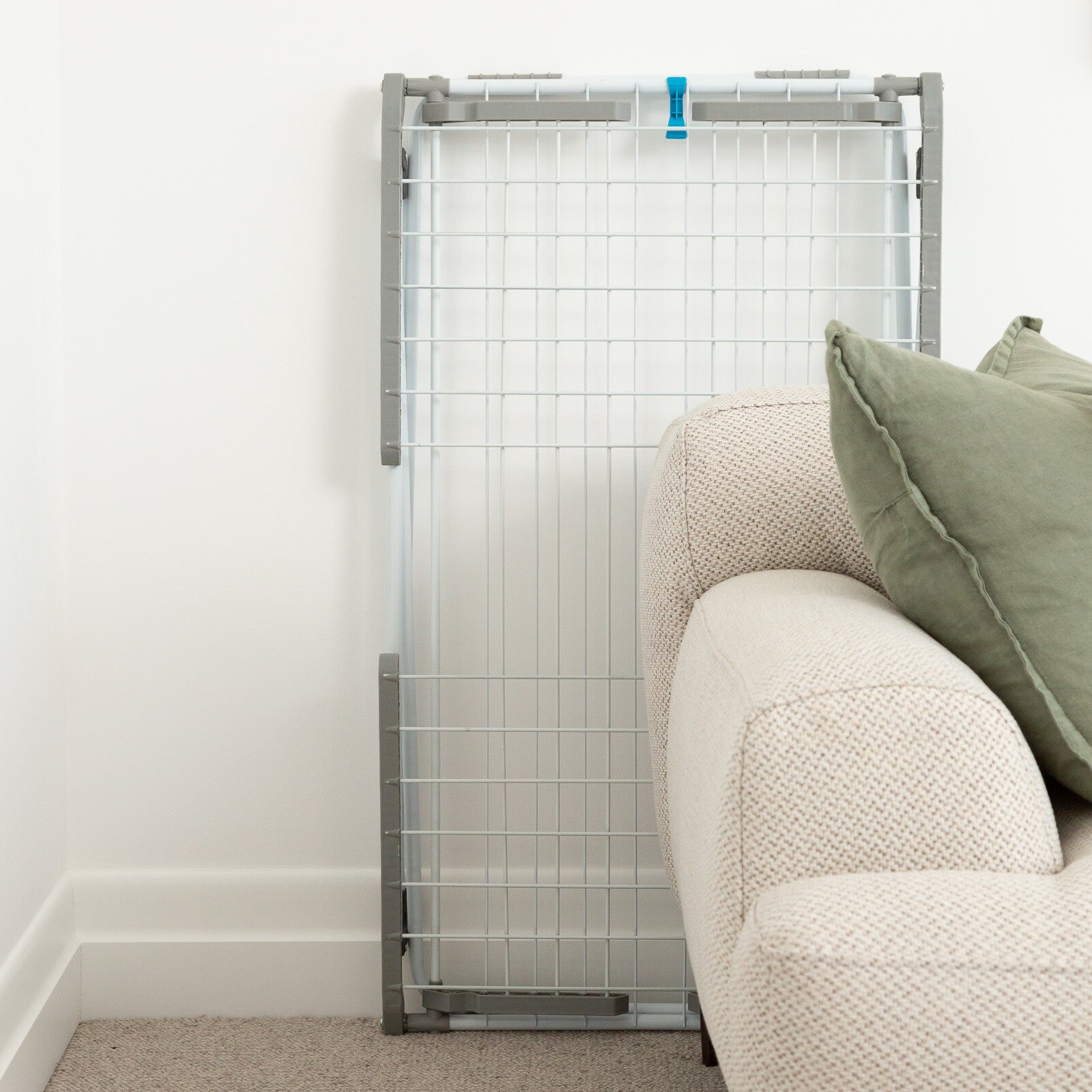 Hills Four Wing Expanding Clothes Airer